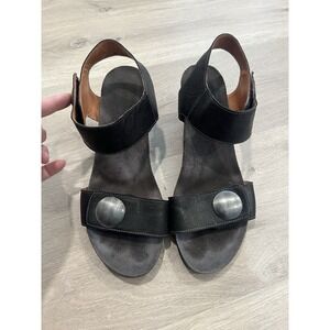 Taos Carousel Wedge Heel Leather Sandal Shoes 41  Black Adjustable Strap